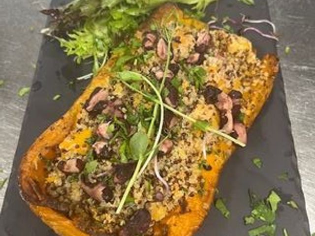Bistro Augustin Butternut rôti au quinoa.jpg