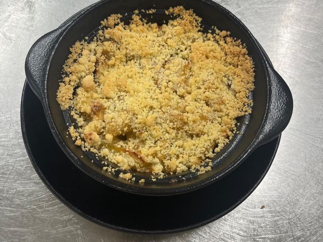 Bistro Augustin Crumble aux pommes de saison.jpg